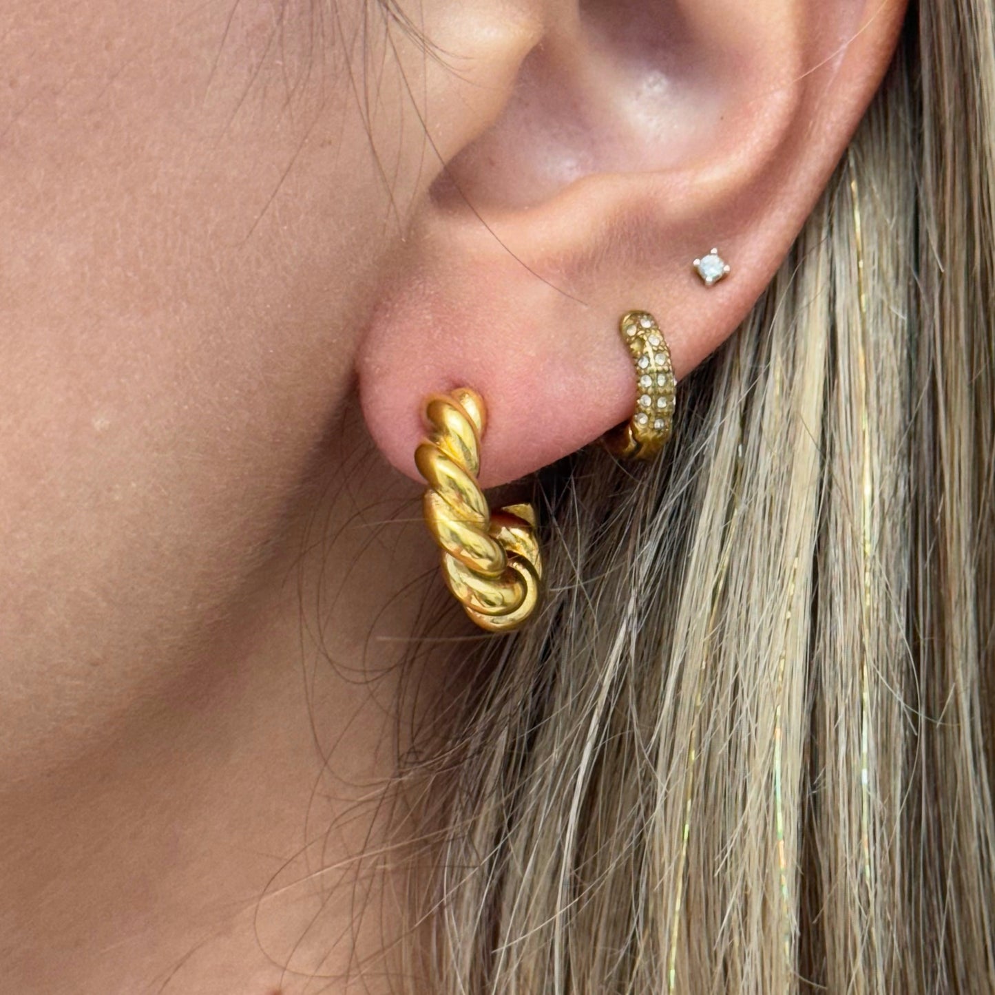 TWISTED HOOP EARRINGS