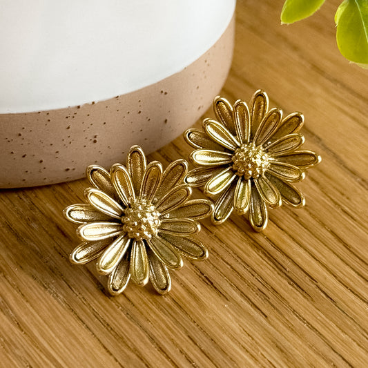 FLOWER STUD EARRINGS