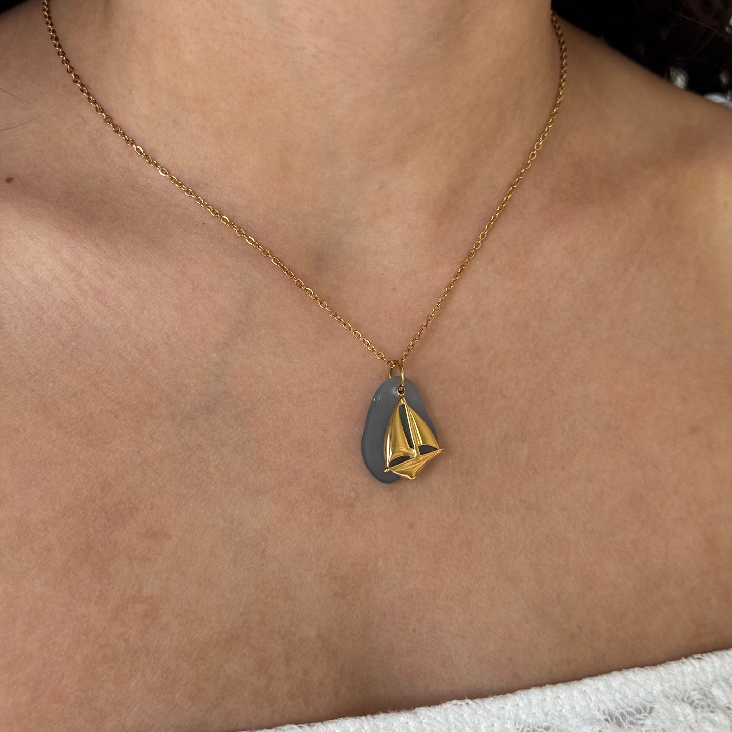 SEA GLASS NECKLACE