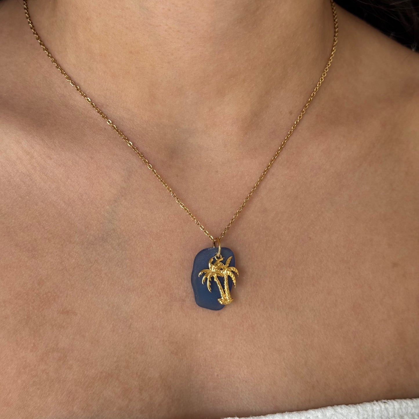 SEA GLASS NECKLACE