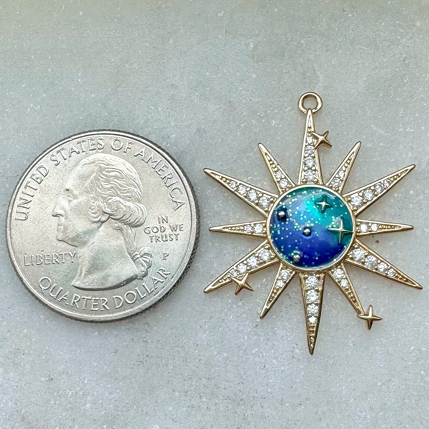 STAR BURST CHARM