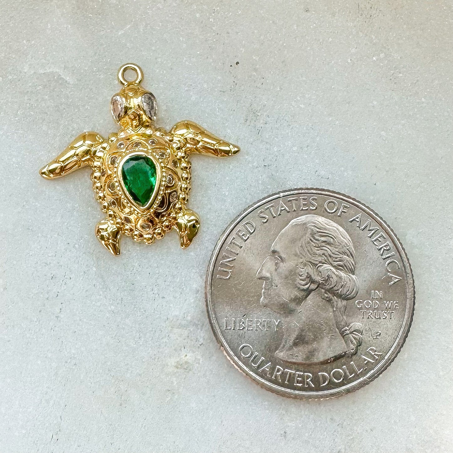 GREEN TURTLE CHARM