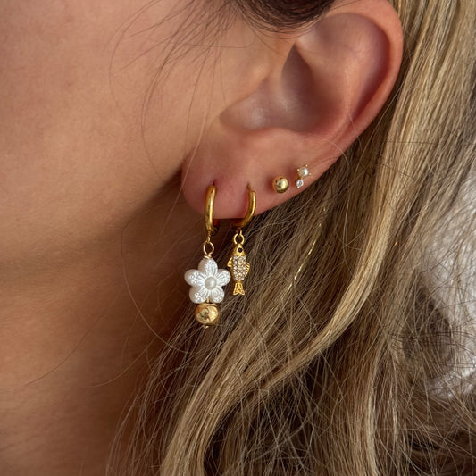 PEARL FLOWER HOOP EARRINGS