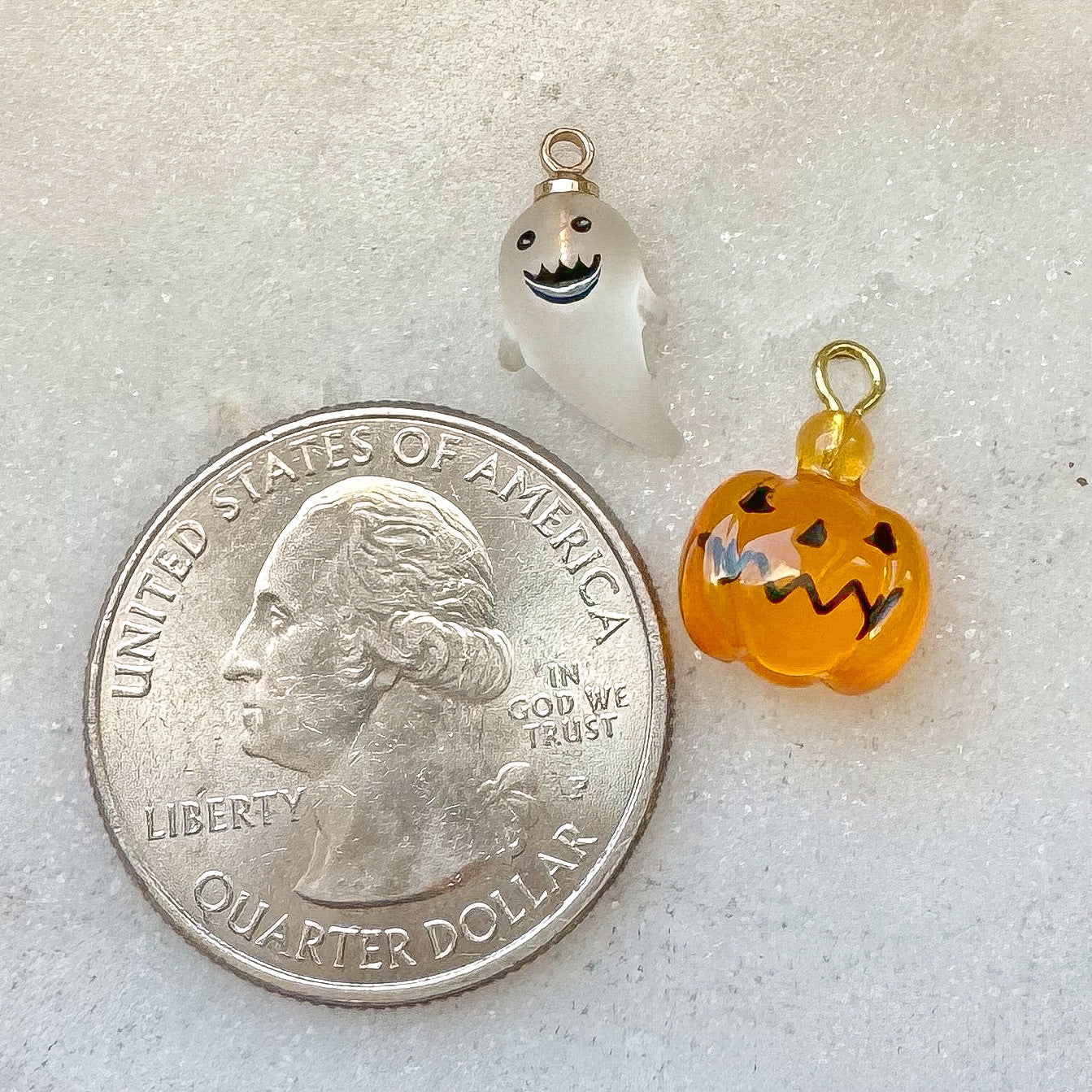 HALLOWEEN CHARM