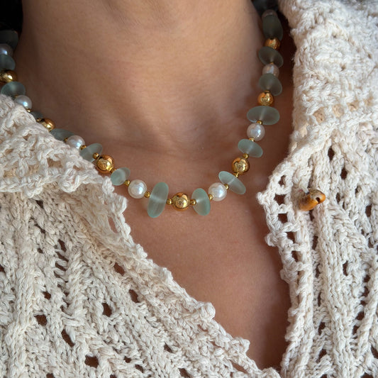 OCEAN SPLASH BEADED NECKLACE