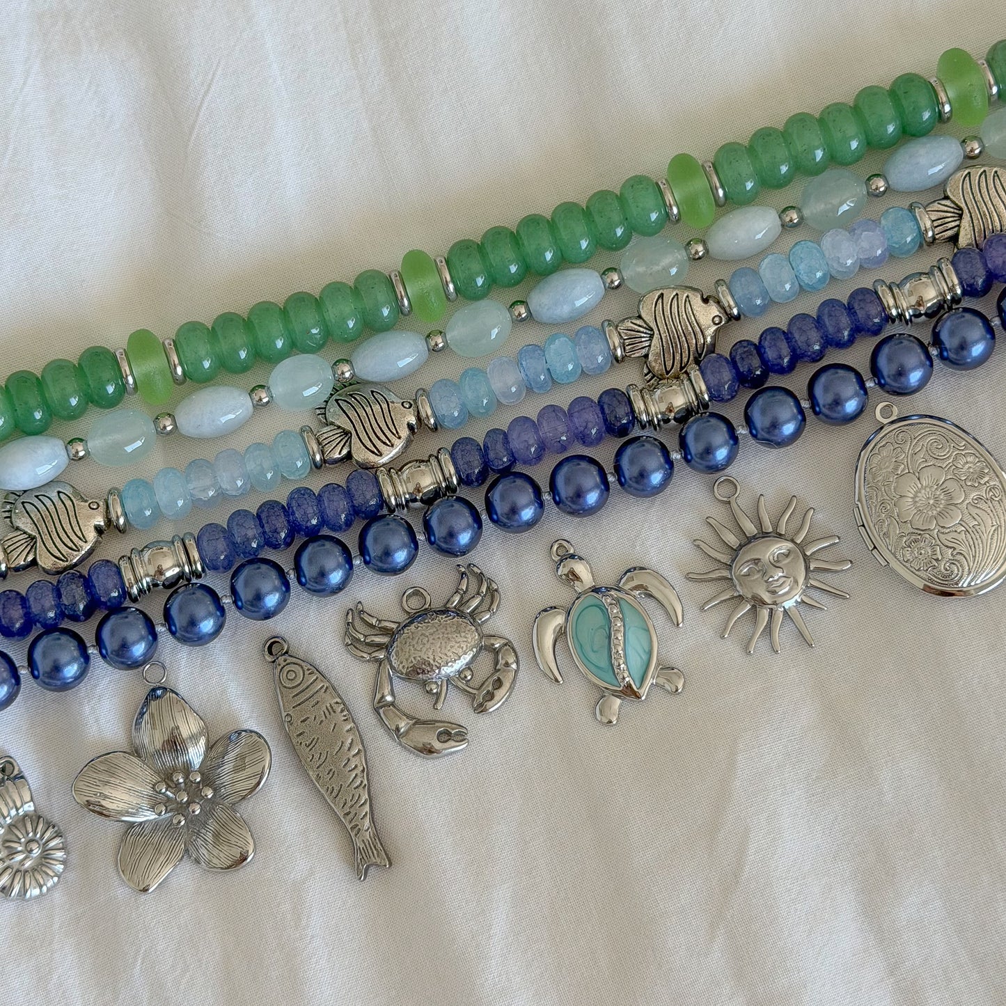 EMERALD TIDE BEADED NECKLACE