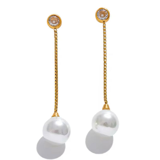 LYRA PEARL EARRINGS