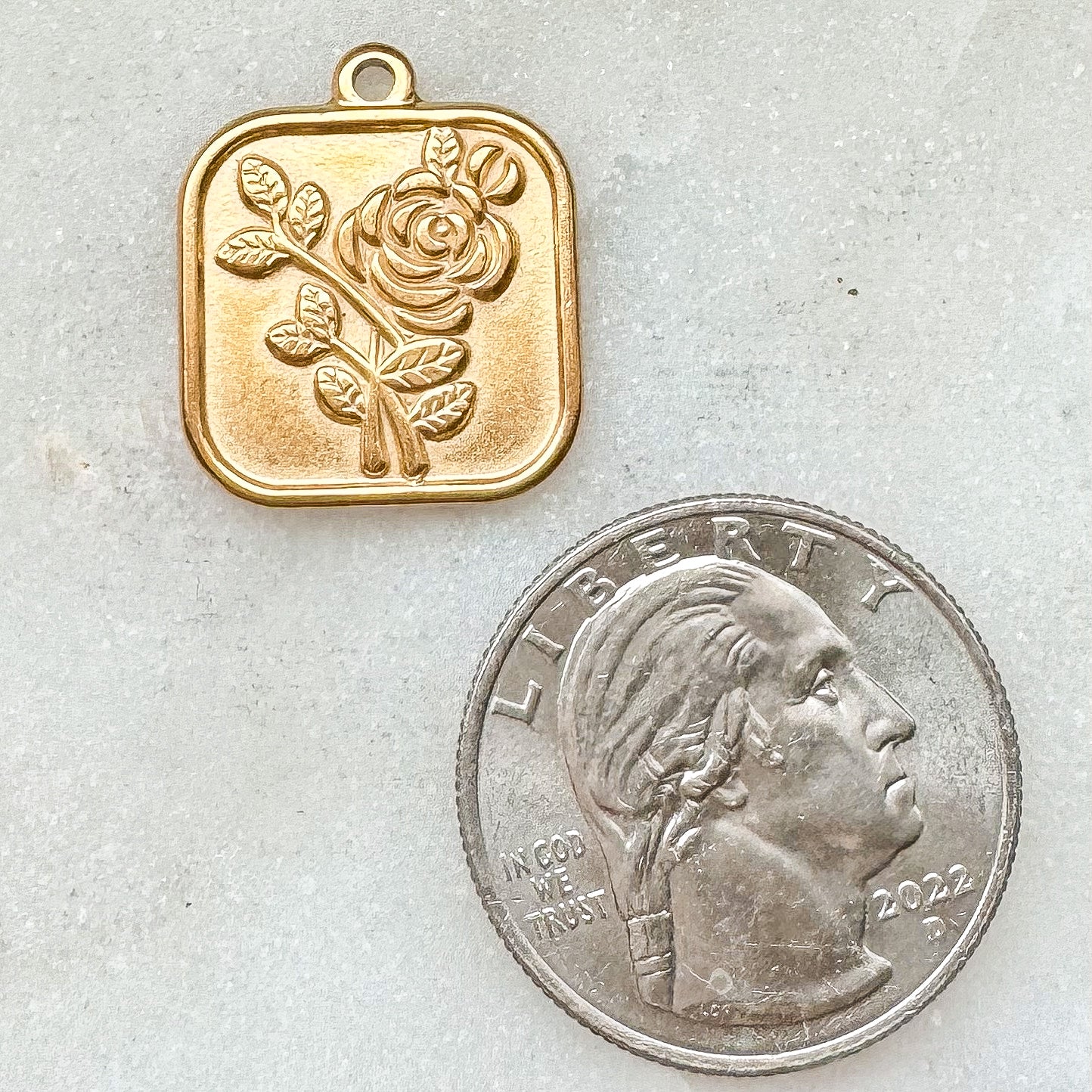 VINTAGE ROSE CHARM