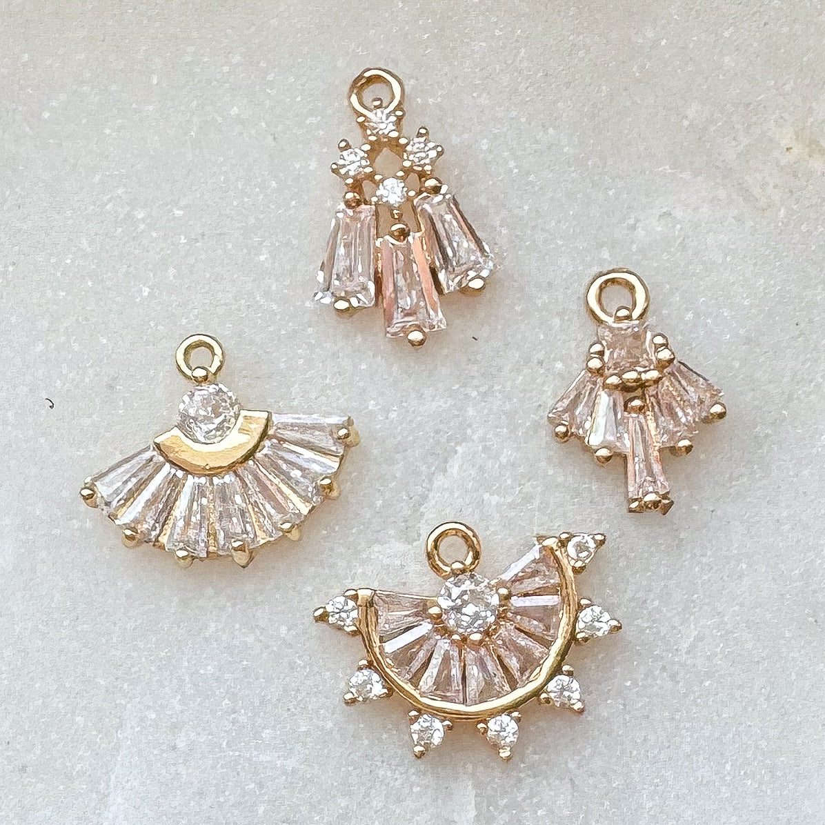 DECO CHARMS