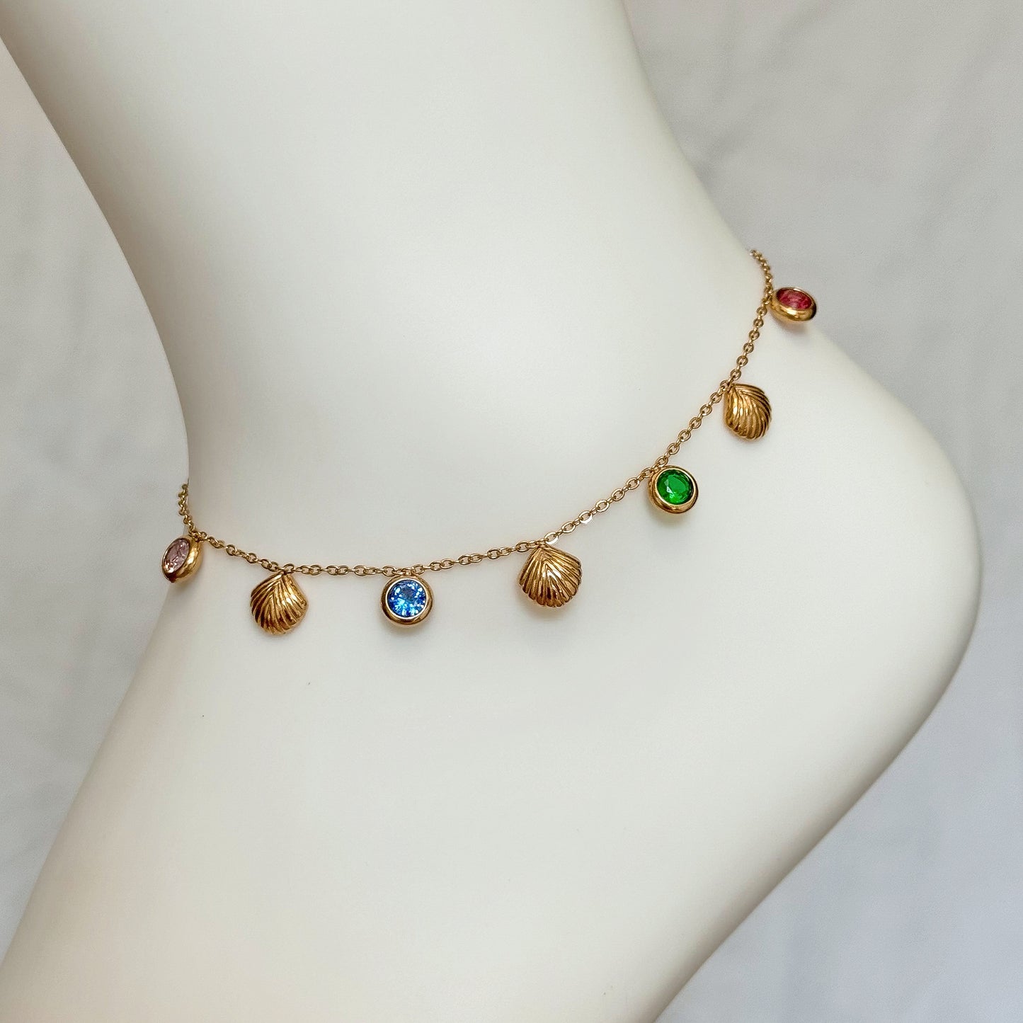 RAINBOW SHELL ANKLET