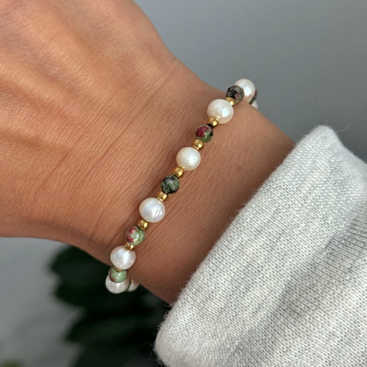 GREEN PEARL BRACELET