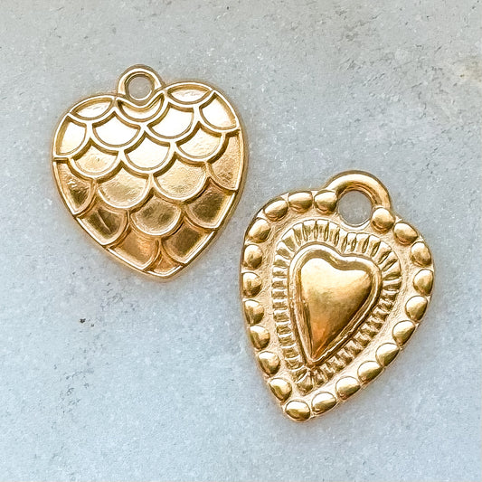 DETAILED HEART CHARM