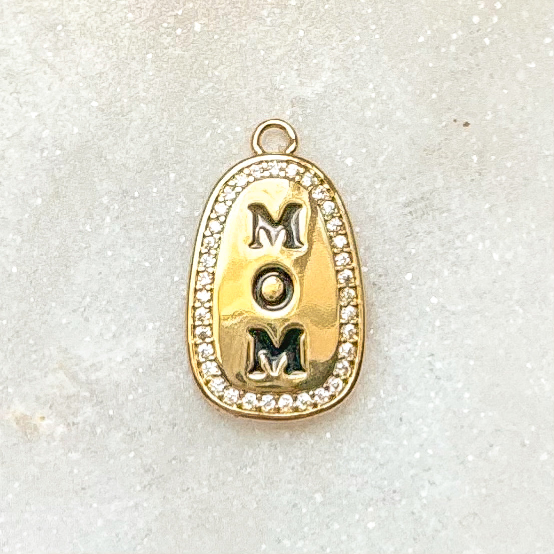 MOM CHARM