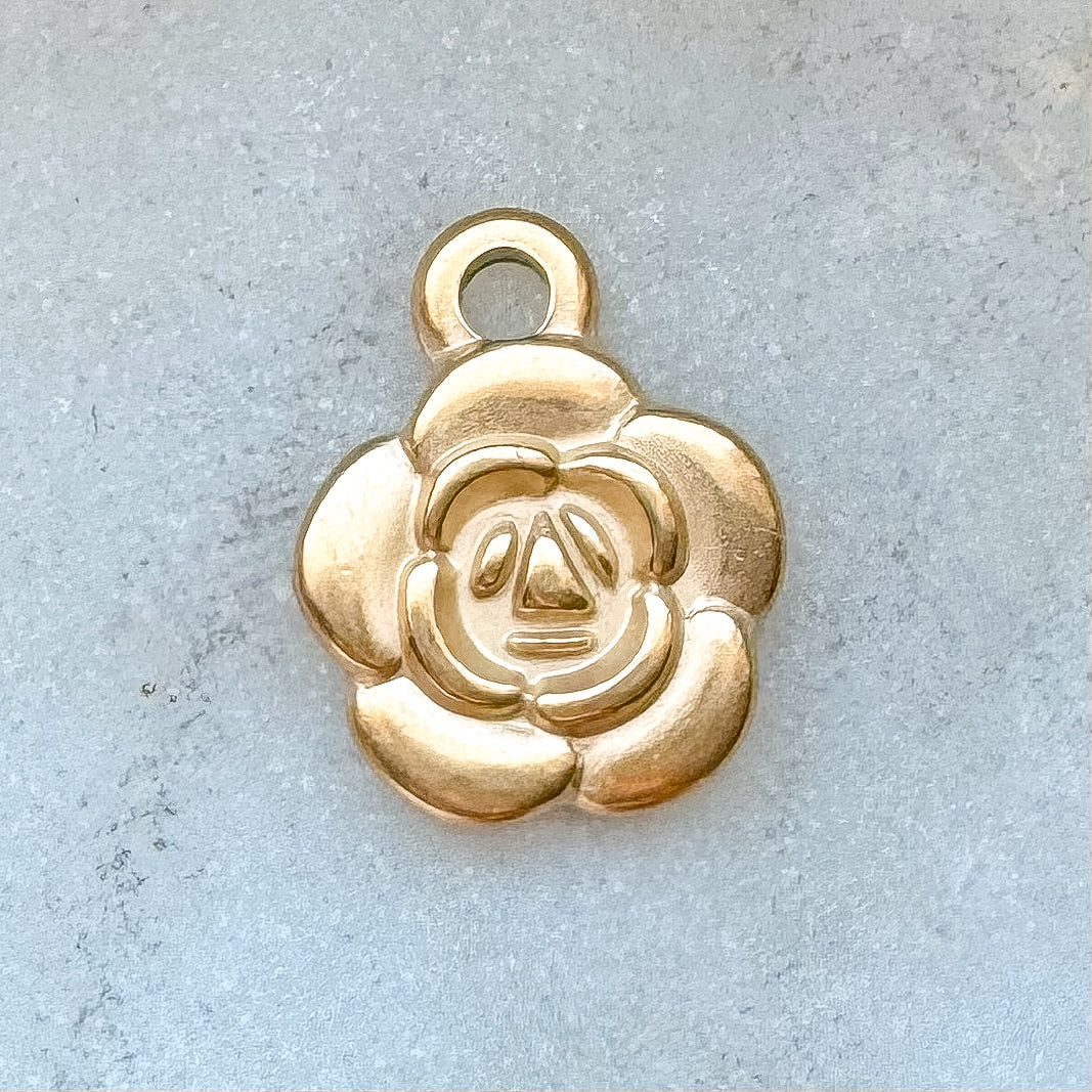 FLOWER CHARM