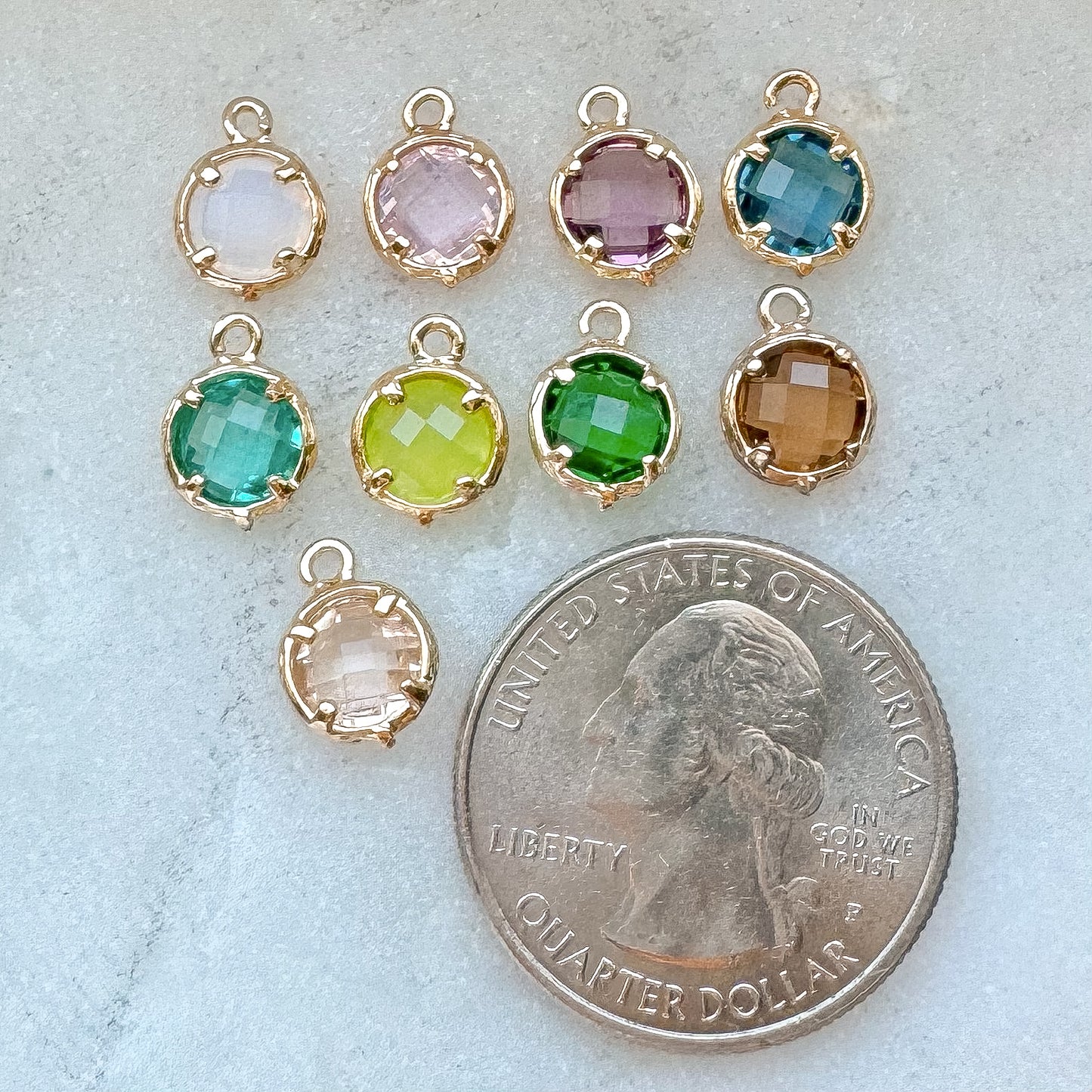 CIRCLE GEM CHARM