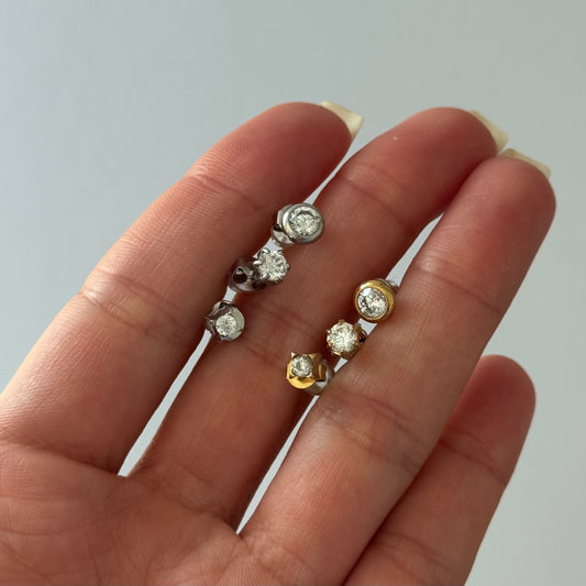GLOWING STUD SET