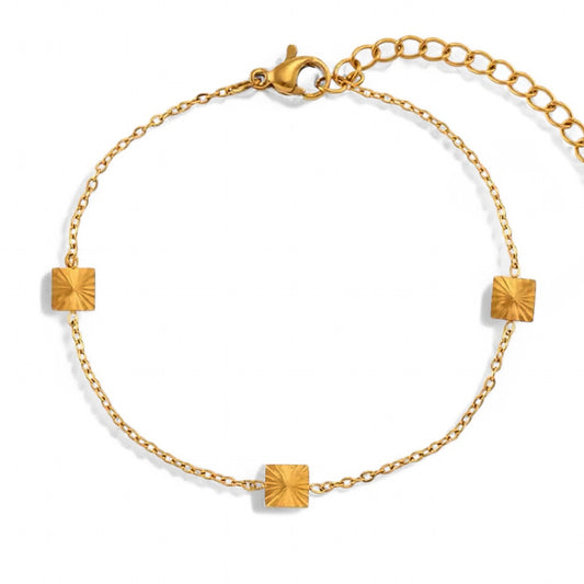 SHE'S CLASSY SQUARE BRACELET