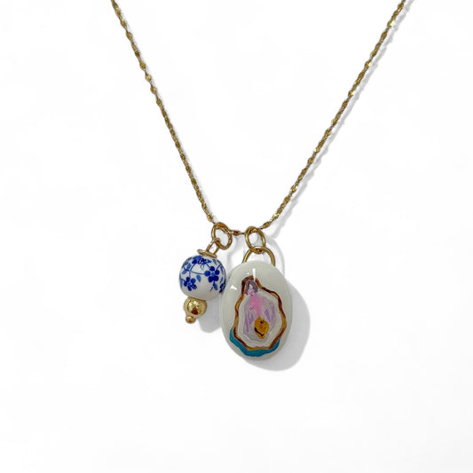 OYSTER CHARM NECKLACE