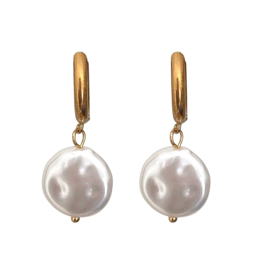 CIRCLE PEARL HOOP EARRINGS