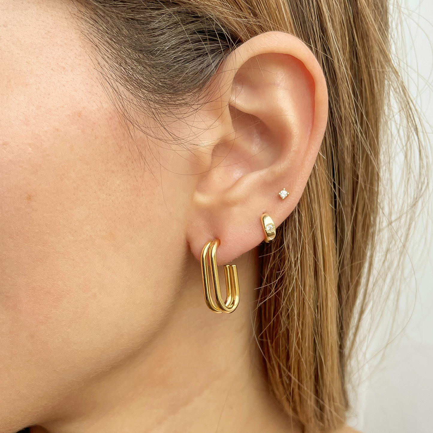 DOUBLE OVAL HOOPS