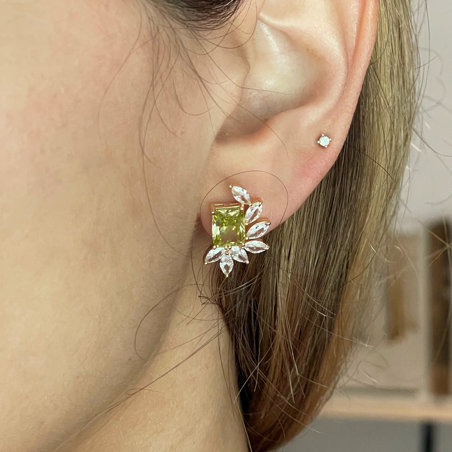 GREEN CRYSTAL STUDS