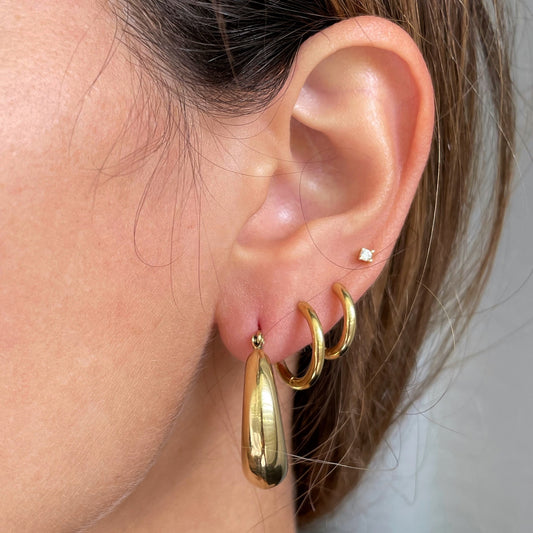 GOLD SIMPLE HOOPS