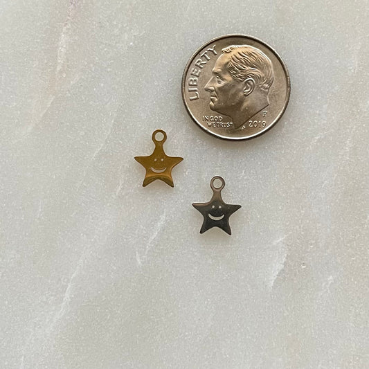 SMILEY STAR CHARM