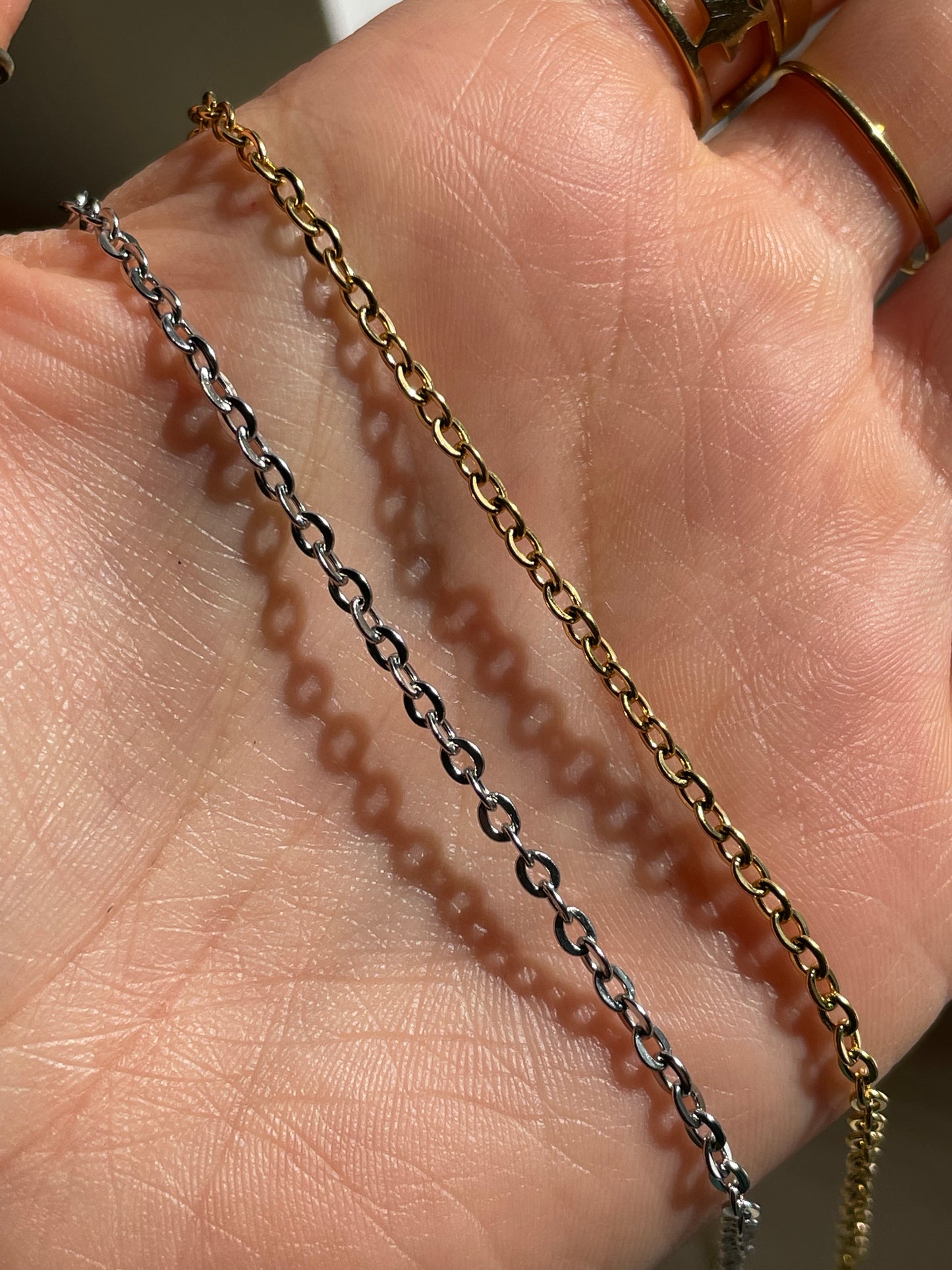 THICK SIMPLE CHAIN