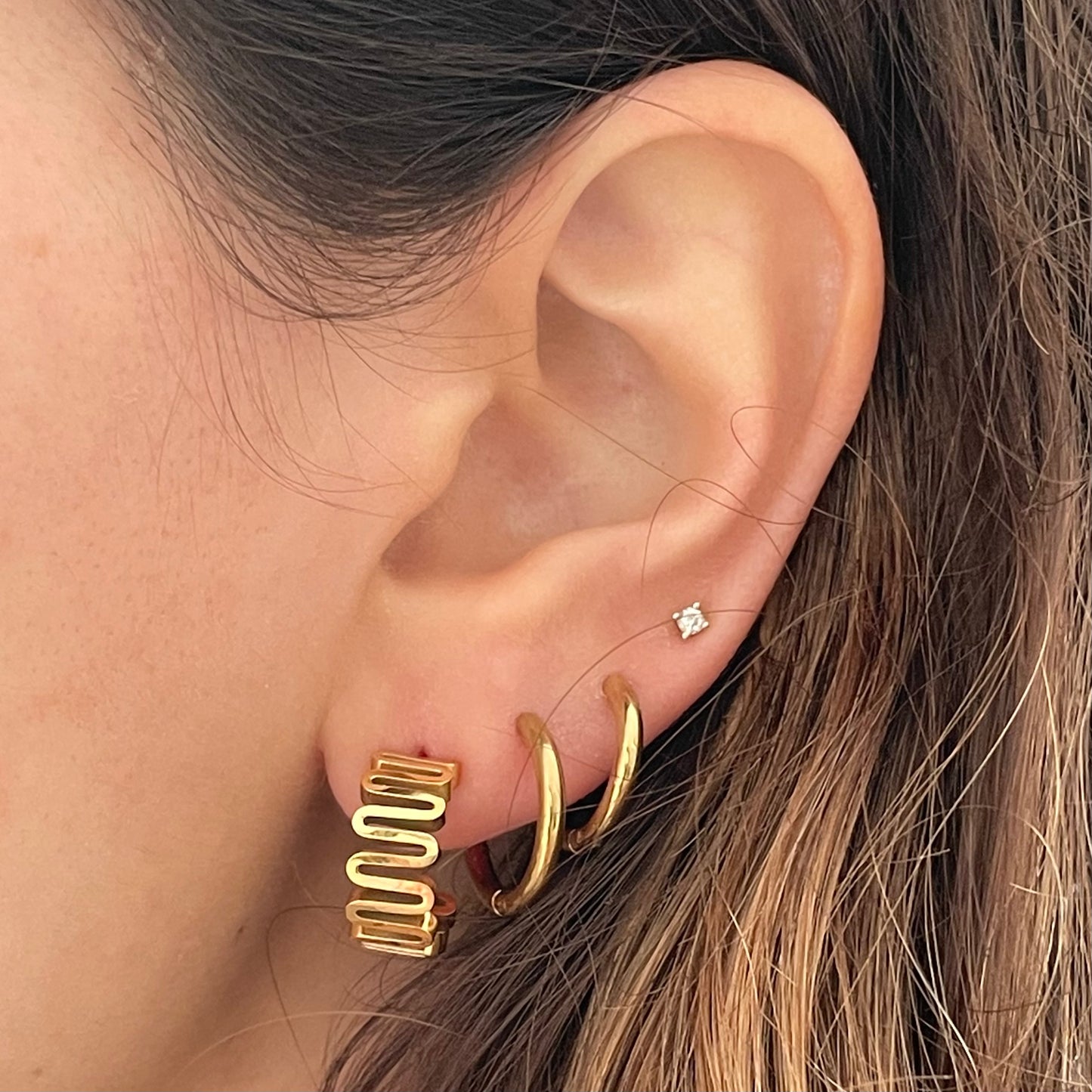 SQUIGGLE HOOP EARRINGS