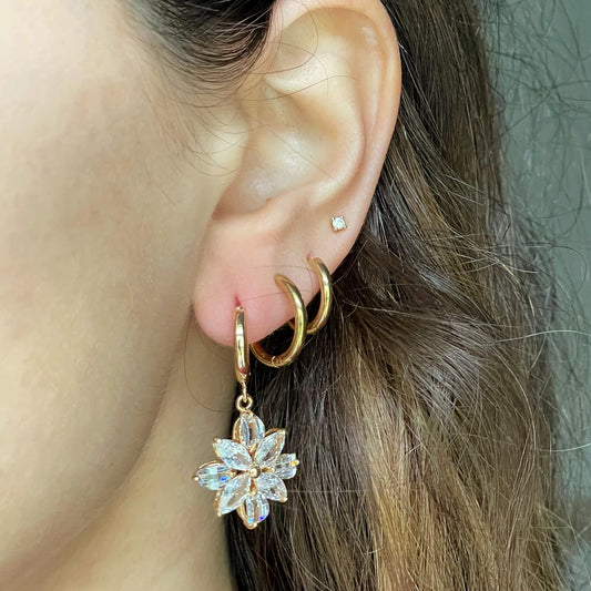 GOLD CRYSTAL FLOWER HOOPS