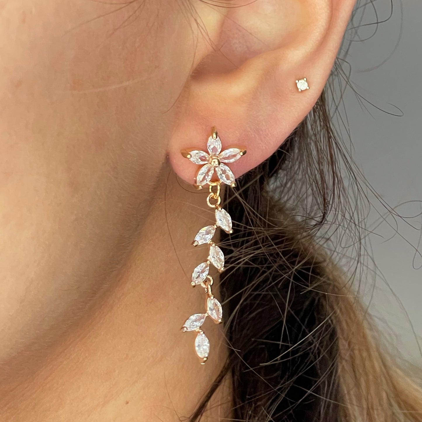 GOLD CRYSTAL FALLING PETAL EARRINGS