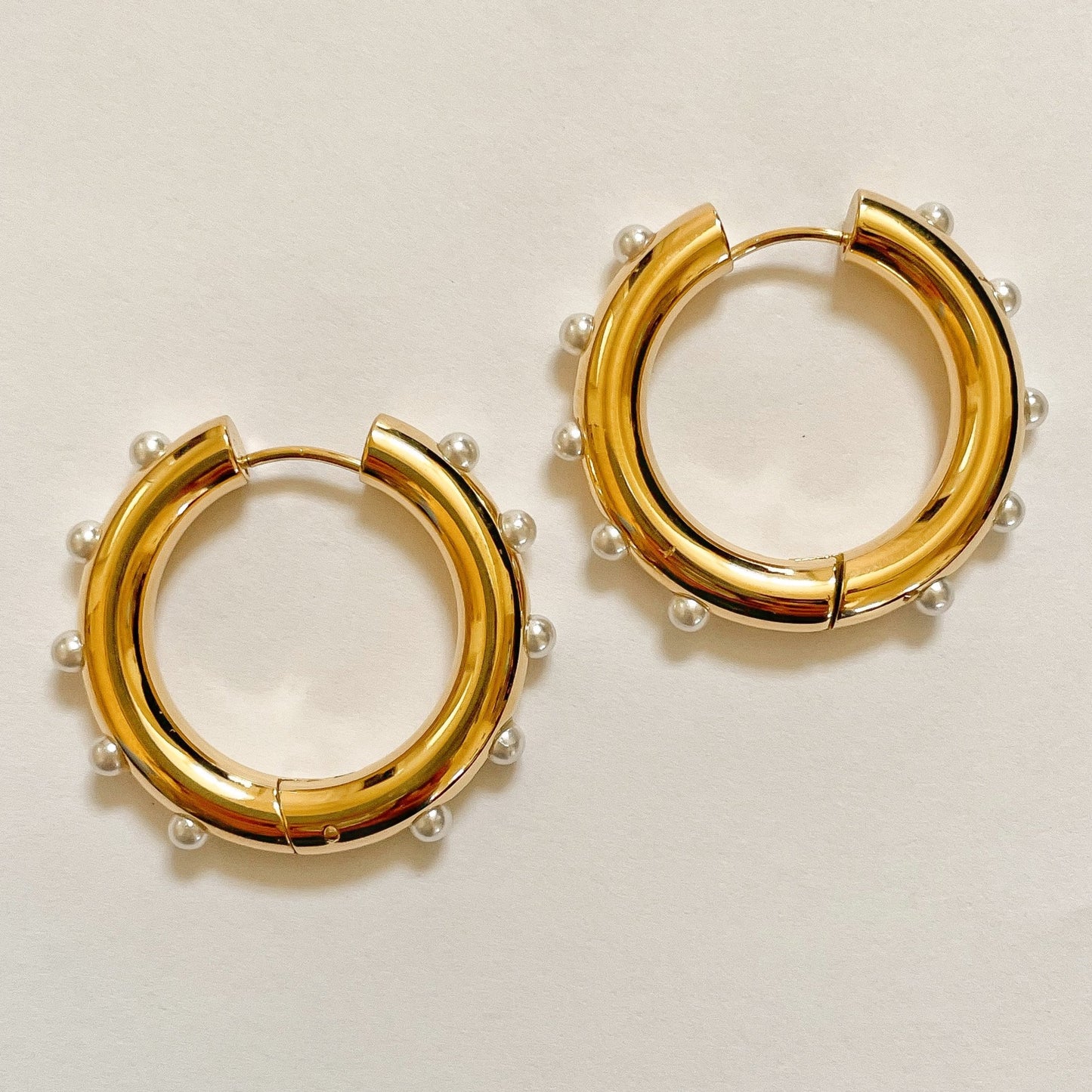 GOLD PEARL HOOPS